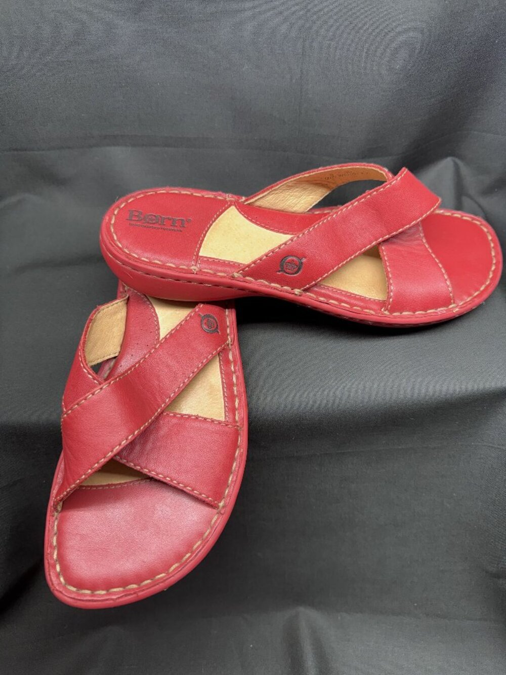 Born Women's Red Leather Slide Sandals sz 8M Wide Cross Straps Casual Comfort